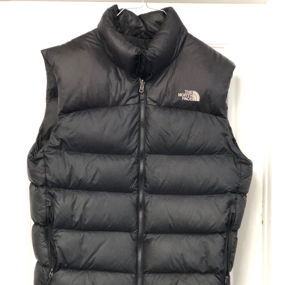 Men’s north face vest